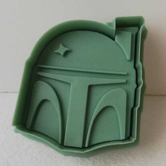Williams Sonoma Star Wars Cookie Cutters Set of 4 - Picture 6 of 9